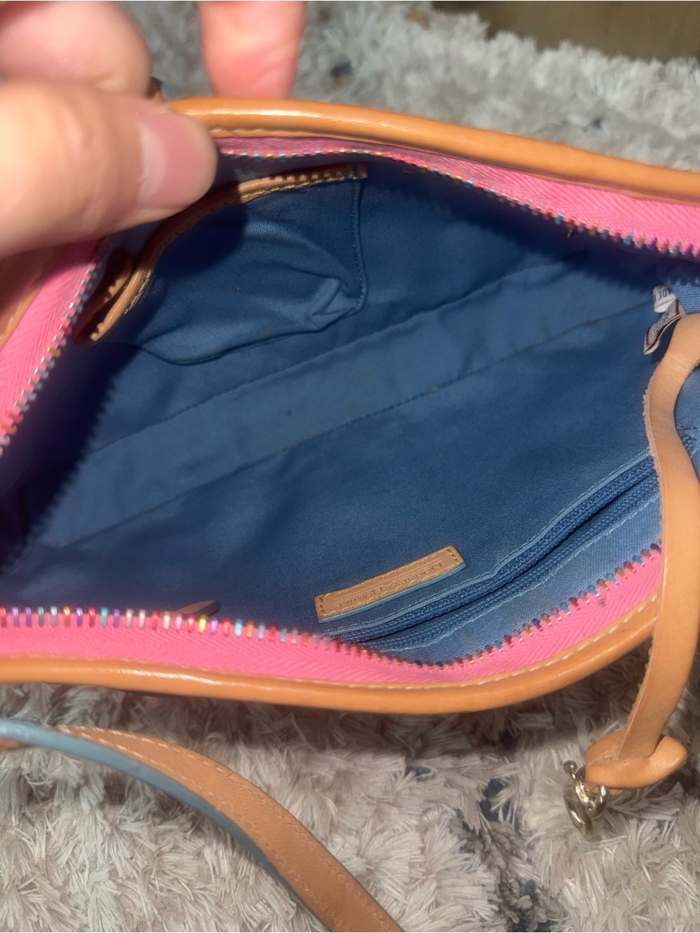 DOONEY & BOURKE VINTAGE Y2K PINK MONOGRAM SHOULDER BAG - Picture 5 of 7